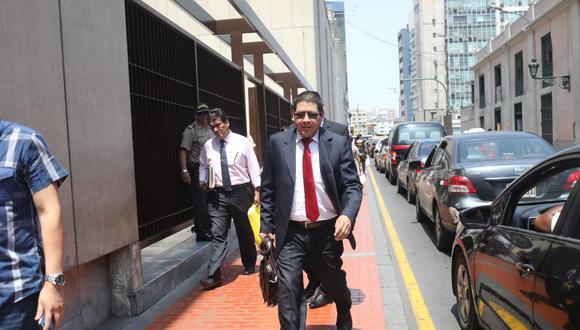 Fiscal Anticorrupción Reynaldo Abia interrogó por segunda vez al fiscal supremo Pedro Chávarry. (Foto: Juan Ponce)