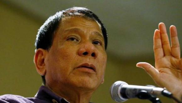 Duterte ya no dirá más lisuras por "instrucciones de Dios"
