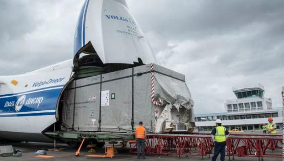 Así fue la llegada del satélite a la Guyana Francesa. (Foto: Twitter @arianespaceceo)
