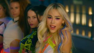 Danna Paola lanzó “Mía”, su nuevo tema en el que muestra su lado más feliz y empoderado | VIDEO