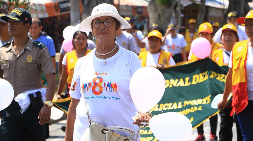 Día de la Mujer: tres mil personas marcharon por las calles de Trujillo. (Foto: Johnny Aurazo)