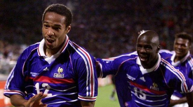 ¿Qué fue de los futbolistas campeones del mundo en Francia 98? - 15