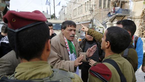 Muere un ministro palestino golpeado por soldados israelíes
