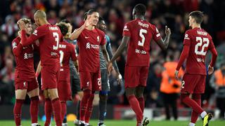 Liverpool ganó al Napoli pero clasificó como segundo a octavos de final