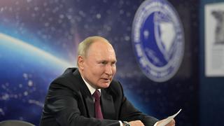 Putin dice que Rusia debe seguir siendo potencia “espacial y nuclear” al celebrar 60 años del vuelo de Yuri Gagarin