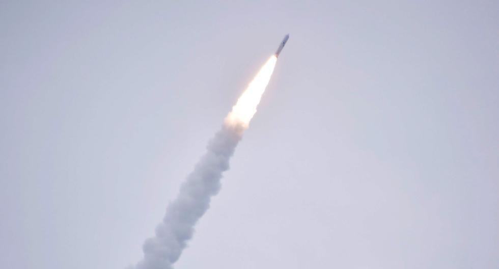 Japanese Epsilon VI rocket ordered to be destroyed due to technical failure during flight