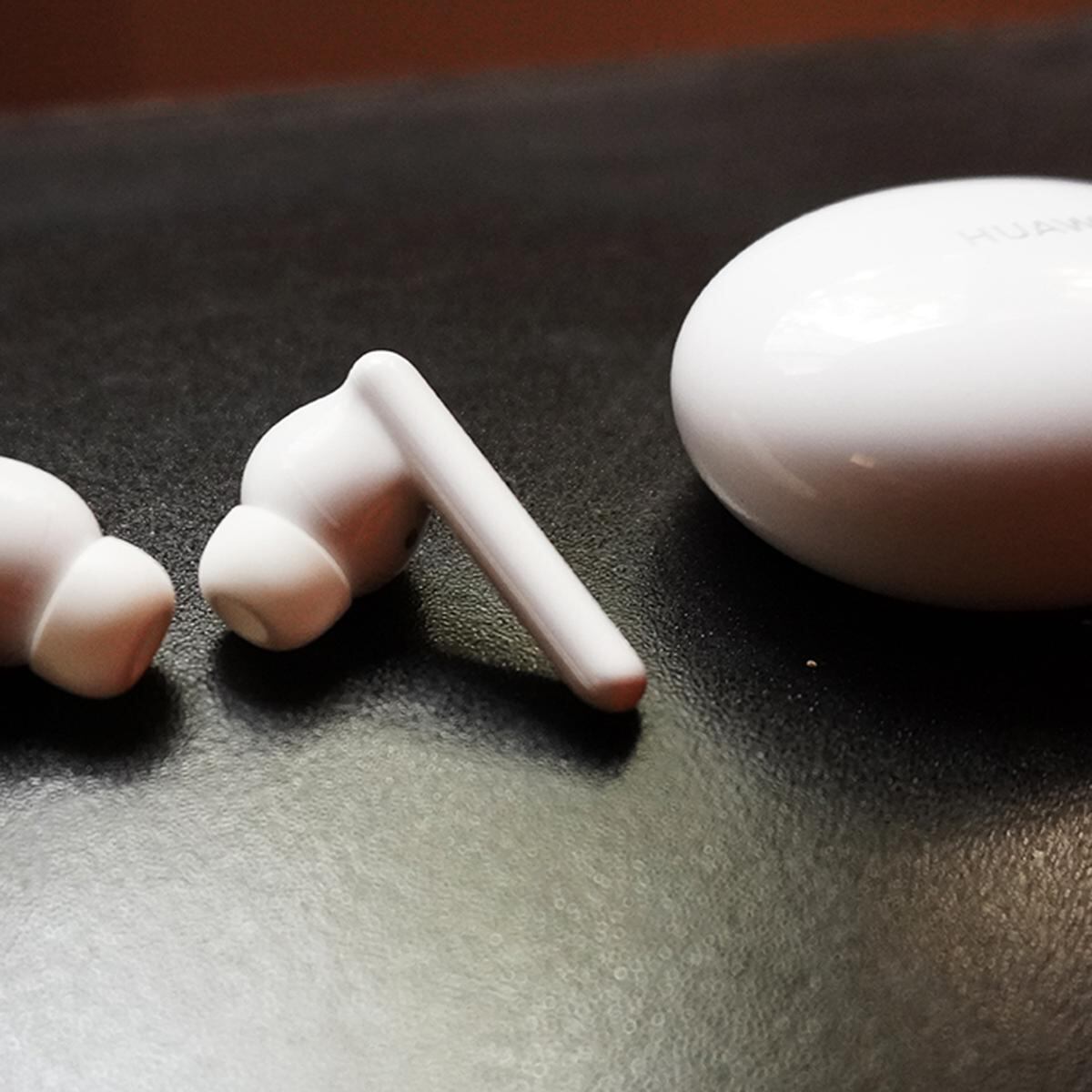 Cinco auriculares inalámbricos Huawei con cancelación de ruido que son  perfectos para amantes de la música