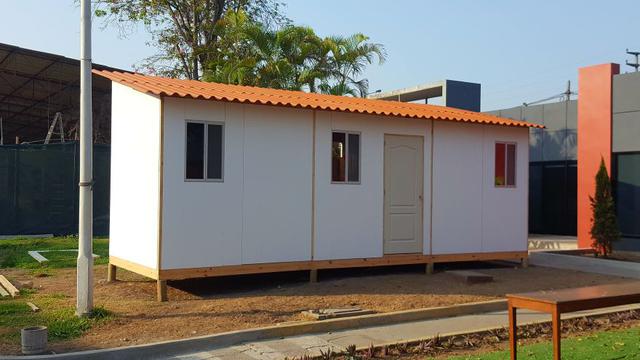Instalan primeras casas para damnificados por El Niño costero - 2