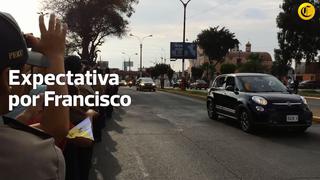 La expectativa en las calles por ver al papa Francisco