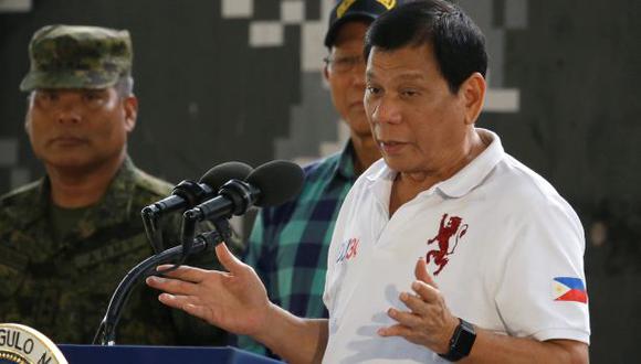 Presidente filipino extiende a un año lucha contra las drogas