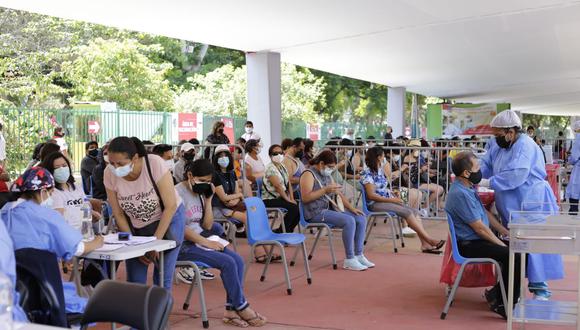 El proceso de vacunación en el Perú comenzó el martes 9 de febrero y a la fecha más del 80% de peruanos está inmunizado. (Foto: GEC)