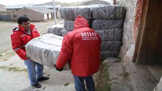 Cobró S/. 1 por entregar kits de abrigo donados por el MIMP