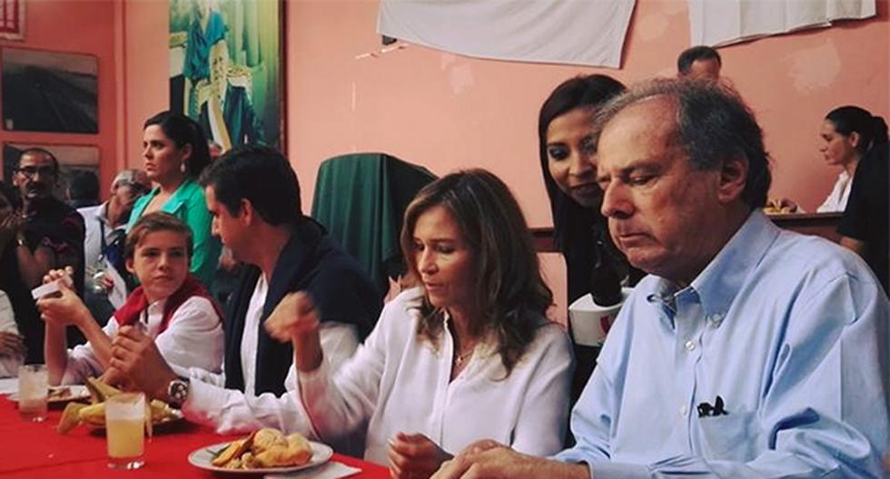 Alfredo Barnechea realizó su desayuno electoral en el local partidario de Acción Popular. (Foto: Facebook)