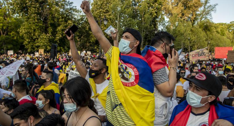 Colombians protest in Madrid