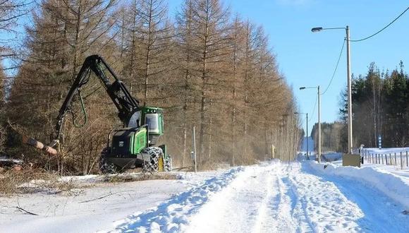 Los trabajos de construcción se iniciaron el martes cerca de Imatra, una localidad de 26.000 habitantes en el sureste del país. (GUARDIA FRONTERIZA DE FINLANDIA).