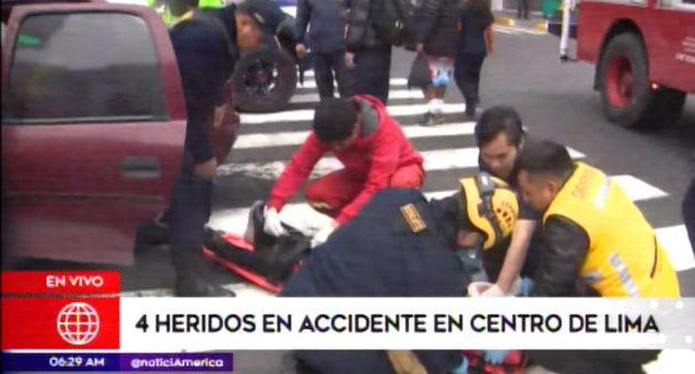 Heridos fueron trasladados a hospital. (Foto: Captura/América Noticias)
