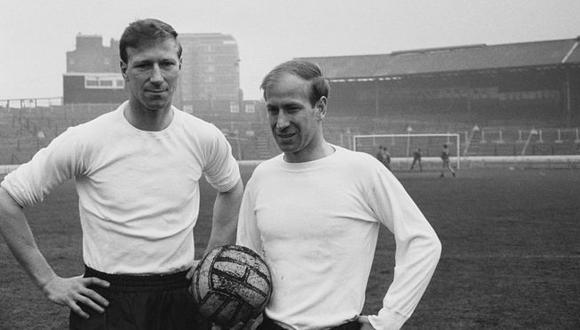 Jack y Bobby Charlton formaron parte de la época más dorada del fútbol inglés, ganando la Copa del Mundo en 1966 y la Copa de Europa con el Manchester United en 1968. (Foto: Getty Images)