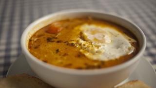 Combate el frío con un buen plato de sopa criolla peruana | RECETA