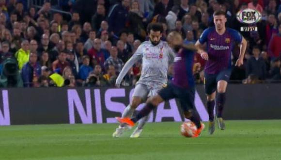 Barcelona vs. Liverpool: Mohamed Salah humilló con una terrible 'huacha' al chileno Arturo Vidal | VIDEO. (Video: FOX Sports / Foto: Captura de pantalla)