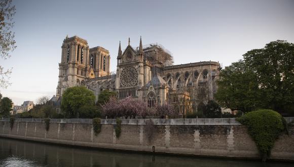 La catedral de Notre-Dame de Paris, después de un incendio que devastó el monumento. (Foto: AFP)
