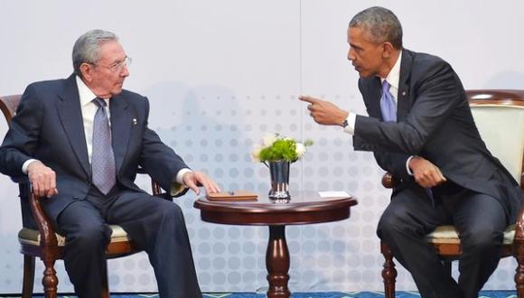 Barack Obama prorrogó el embargo a Cuba por un año más