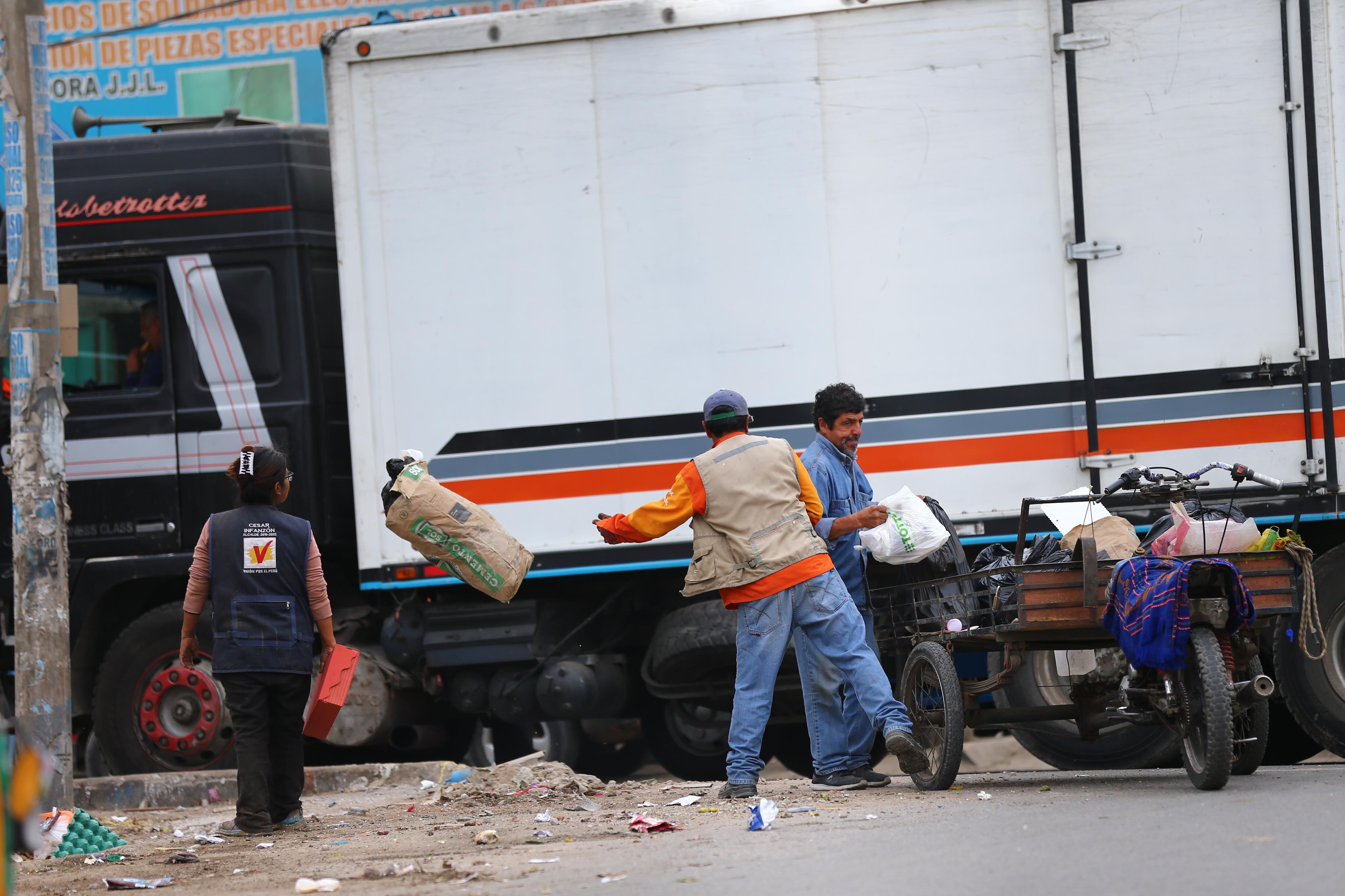 San Juan de Miraflores es el distrito con más puntos críticos de acumulación temporal de basura (Foto: Hugo Curotto/El Comercio).