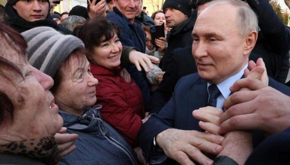 Vladimir Putin se apresta a continuar en el poder que asumió hace dos décadas y media. (Getty Images).