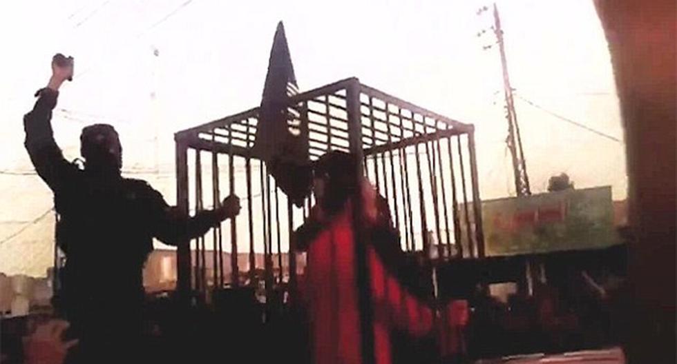 El Estado Islámico enjauló a un menor por vestirse de mujer en Siria. (Foto: ISIS)