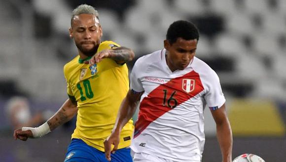 Perú intentará robar puntos en Brasil, algo que no logra hace 20 años. Foto: AFP.