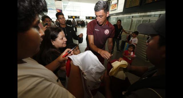 Las postales de la llegada de Universitario de Deportes a Lima tras eliminación de la Copa Libertadores 2020. (Foto: Violeta Ayasta / GEC)