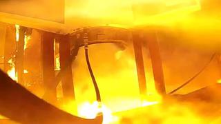 Falla del motor de un cohete produce increíble incendio [VIDEO]