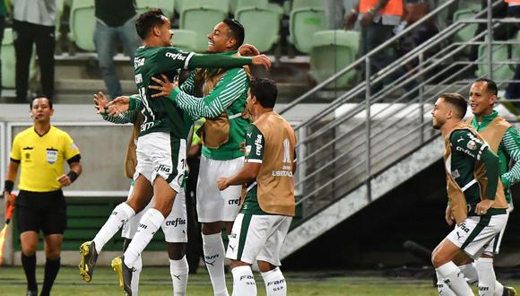 Palmeiras, clasificado hace semanas a los octavos de final de la  Copa Libertadores, terminó primero del Grupo F y mejor de la fase de grupos al ganar 1-0 en Sao Paulo al también clasificado San Lorenzo. (Foto: AFP)