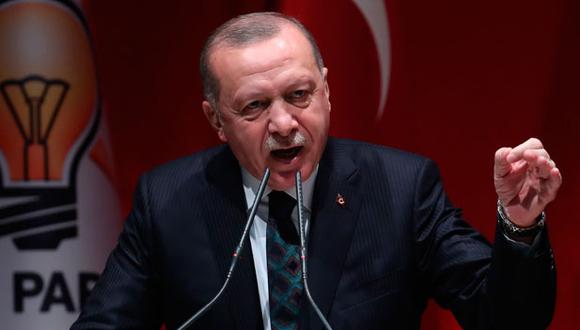 El presidente de Turquía, Recep Tayyip Erdogan, le dijo a la prensa presente en Estambul que su país “nunca declarará alto el fuego” en el norte de Siria. (AFP)