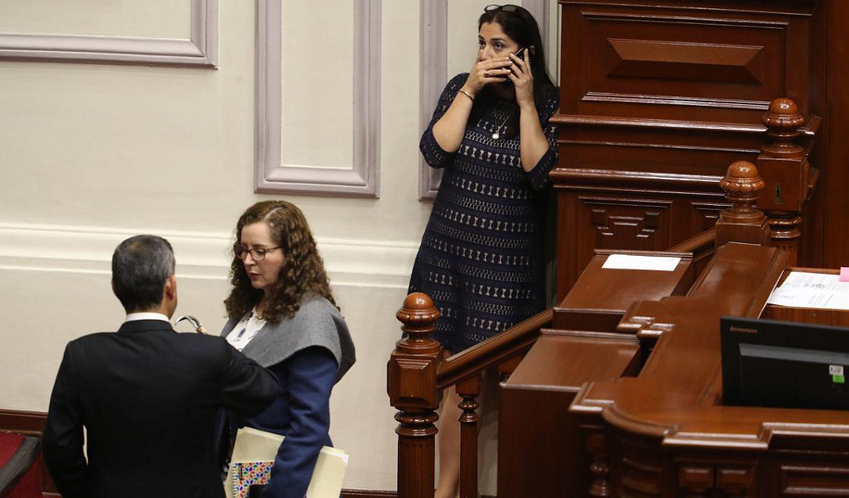 Los legisladores debatieron hasta pasadas las 12:30 a.m. los informes finales sobre el suspendido juez supremo y los ex miembros del CNM. (Foto: Rolly Reyna/ El Comercio)