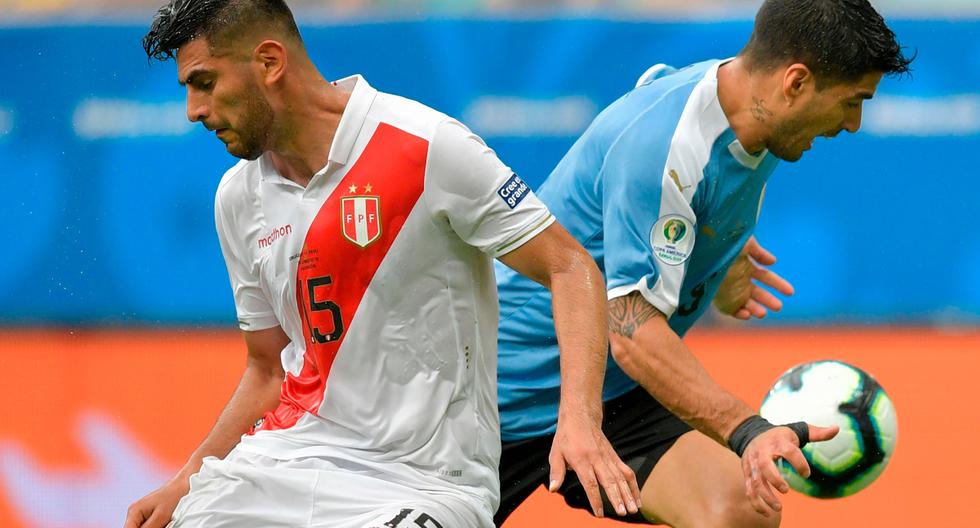 Carlos Zambrano busca ser titular ante Uruguay en Montevideo | Foto: AFP