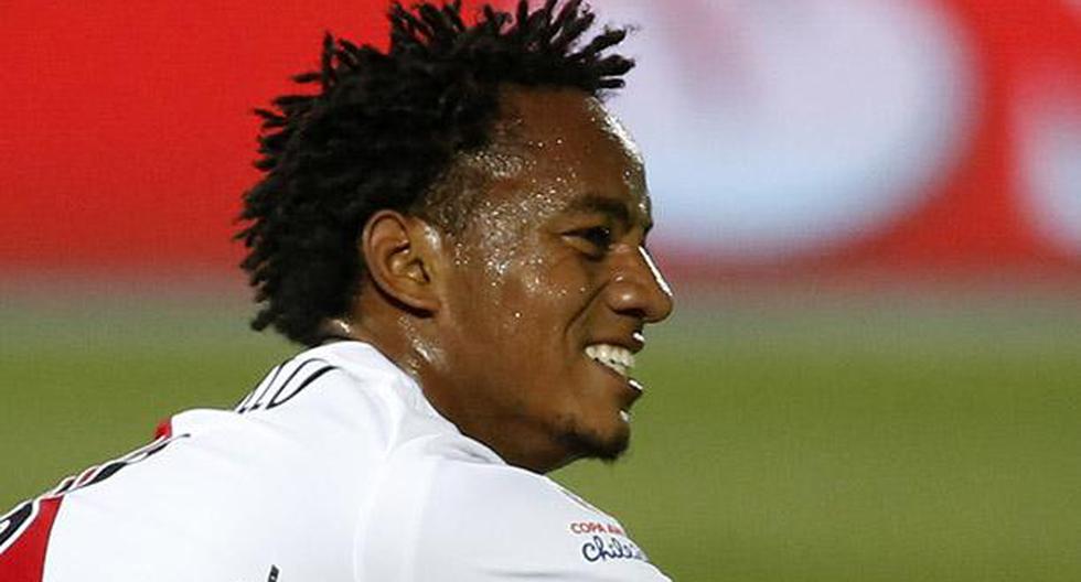 André Carrillo jugó un aceptable partido en el triunfo de Perú sobre Paraguay en Asunción (Foto: AFP)