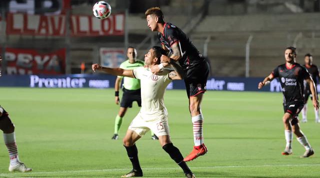 Universitario vs. Huracán: mejores imágenes del partido. (Foto: Facebook Universitario)