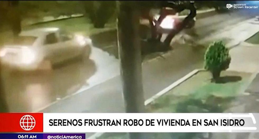 Agentes de serenazgo de San Isidro frustraron robo de vivienda en San Isidro. (Captura: América Noticias)