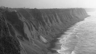 Así lucían los acantilados de la Costa Verde en 1960