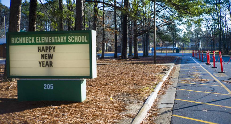 US school was warned that 6-year-old boy could be armed before shooting