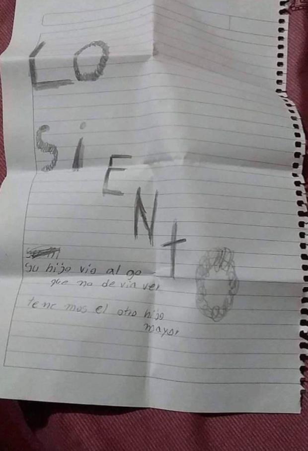 Los investigadores sospechan que el niño podría haber muerto mientras jugaba con su hermano.
(Gentileza La Nación Paraguay).