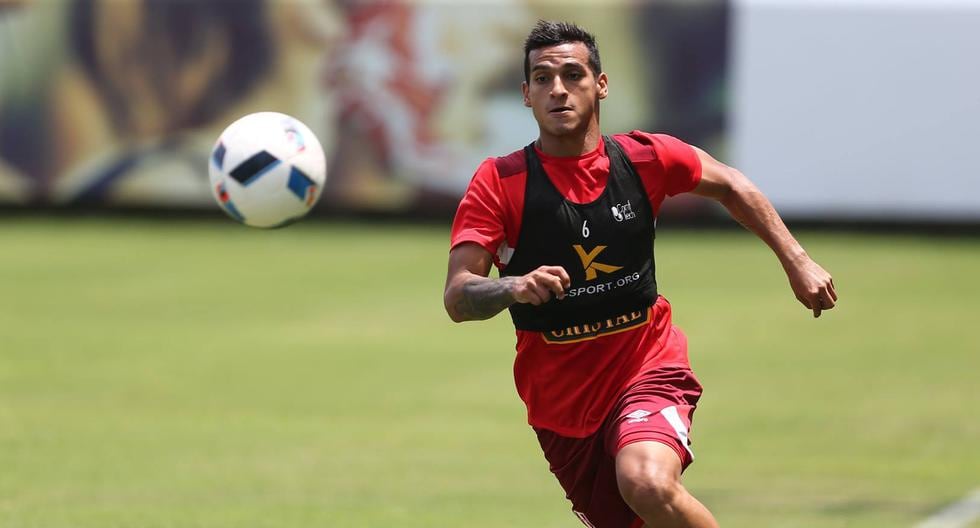 Miguel Trauco habló de la Selección Peruana y del Flamengo en su arribo a Lima. (Foto: Prensa - FPF)