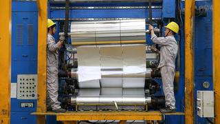 Precio del aluminio sube por caída de inventarios y esperanza de medidas en china