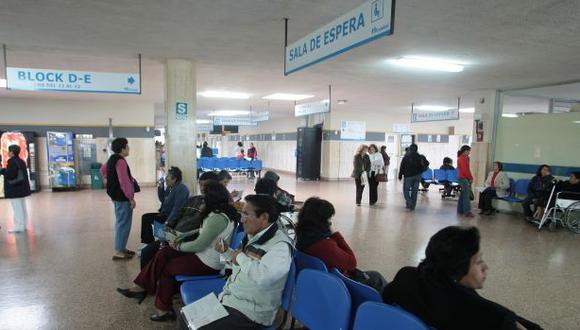 OIT plantea subir aporte de trabajadores a Essalud de 9% a 9,6%
