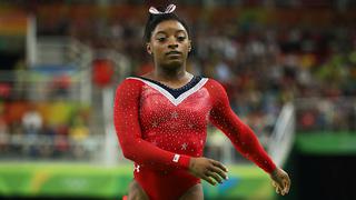 Simone Biles: “Desde que entro al tapiz, estoy yo sola tratando con demonios en mi cabeza”