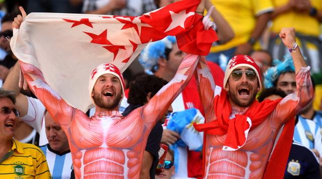 Argentina vs. Suiza: el desenfado de los hinchas en tribunas - 1