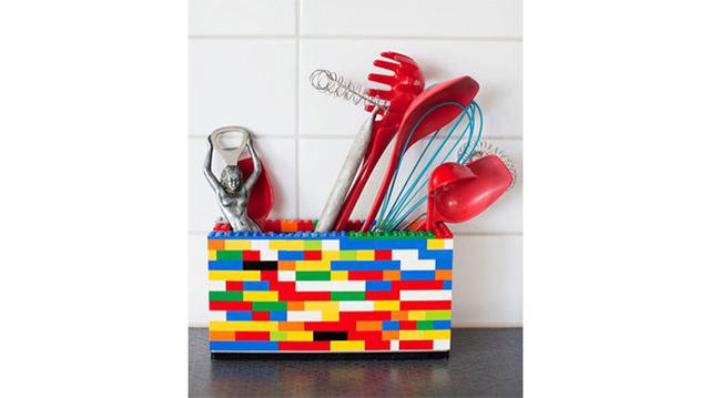 Una cocina con Legos: Coloca tus utensilios en estos objetos - 4