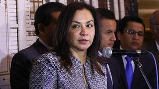 Marisol Espinoza: "Es acertada la renuncia de Víctor Albrecht"