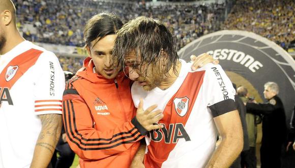 River Plate y Boca Juniors vivieron situaciones similares en la Copa Libertadores, tanto en el 2015 y 2018. Además, la Conmebol tomó decisiones diferentes en ambas ocasiones (Foto: agencias)