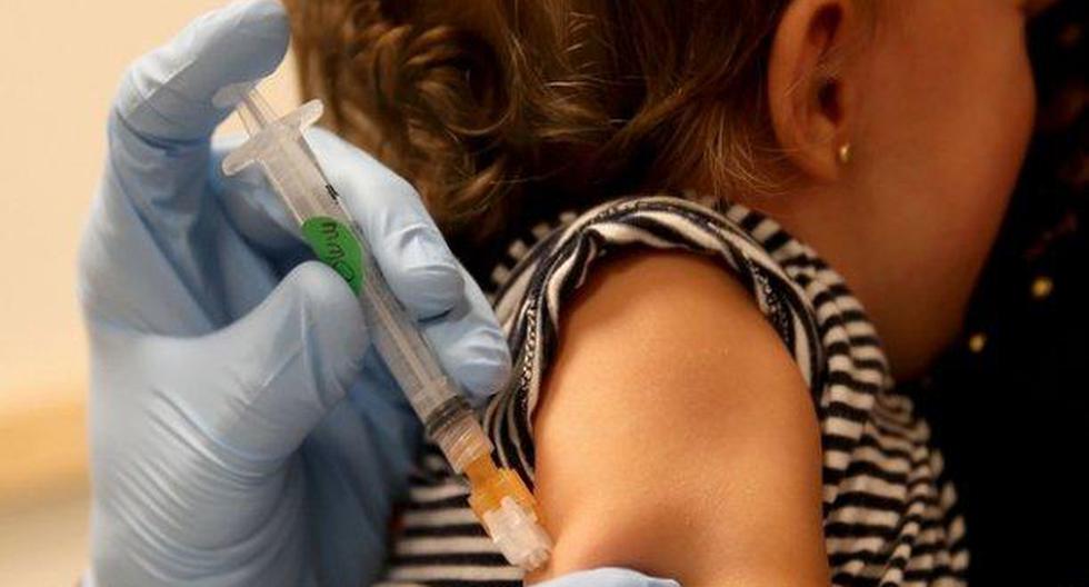 Aquellos padres que no quieran vacunar a sus hijos deberán educarlos en casa. (Foto: laopinion.com)